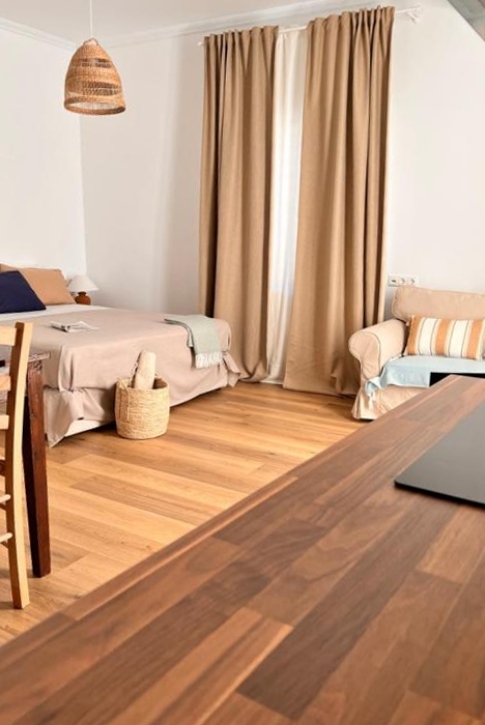 bedroom-wood